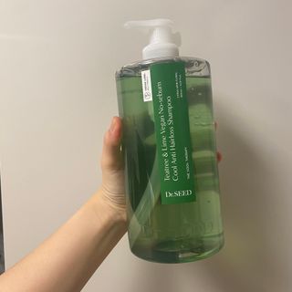 닥터시드 티트리 앤 라임 비건 지성케어 쿨 탈모 샴푸 (1000ml) — 5점을 준 리뷰어가 2023년 12월 올린 사용 사진
