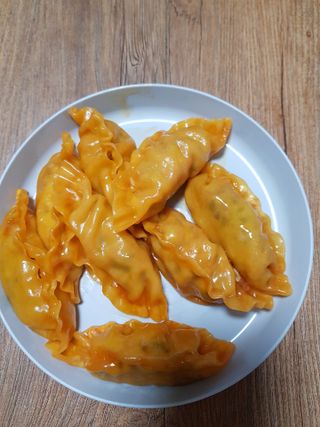 한만두 진한 해물맛 짬뽕만두 1kg — 5점을 준 리뷰어가 2021년 4월 올린 사용 사진