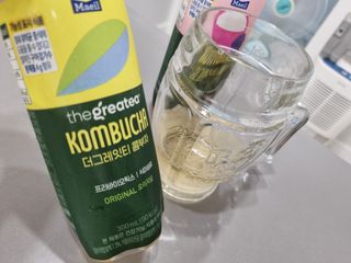더그레잇티 콤부차 300ml *12개입 (오리지널 6개+베리리치 6개) — 5점을 준 리뷰어가 2022년 7월 올린 사용 사진