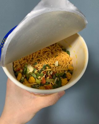 NISSIN 닛신 컵누들  4종 - 씨푸드오리지날, 씨푸드 스파이시, 씨푸드 커리, 씨푸드 XO소스 — 5점을 준 리뷰어가 2022년 12월 올린 사용 사진