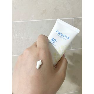 [후르디아] 혼합자차 선 에센스+톤업 선크림 2종 — 5점을 준 리뷰어가 2021년 5월 올린 사용 사진