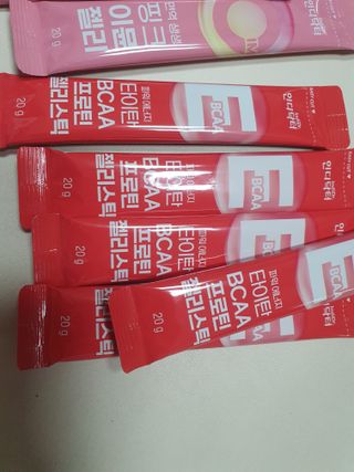 인디닥터 면역 생생 핑크 이뮨 젤리 + 타이탄 BCAA 프로틴 젤리스틱 — 5점을 준 리뷰어가 2022년 4월 올린 사용 사진