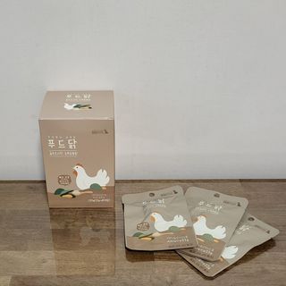 도그퓨어 푸드닭 강아지 닭고기 통살 애견간식 오리지널/차전자피/초록입홍합 — 3점을 준 리뷰어가 2021년 11월 올린 사용 사진