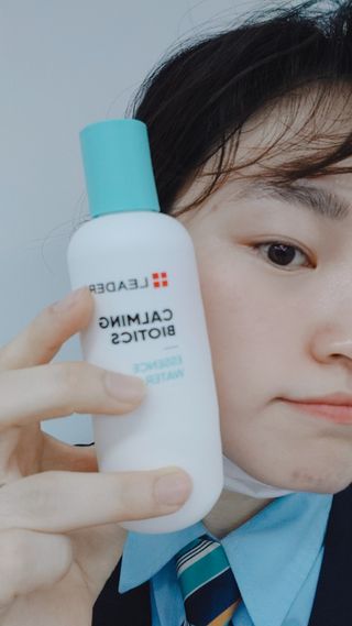 리더스코스메틱 리더스 카밍 바이오틱스 에센스 워터 — 5점을 준 리뷰어가 2021년 3월 올린 사용 사진