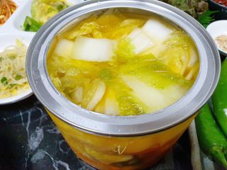 셰프애찬 단호박 백김치 1kg — 5점을 준 리뷰어가 2022년 10월 올린 사용 사진