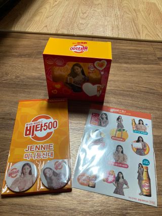 광동생활건강 [제니에디션] 비타500데일리스틱 gift set 60포+제니굿즈 3종+쇼핑백 — 5점을 준 리뷰어가 2021년 11월 올린 사용 사진