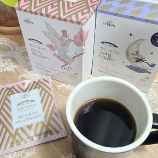 (주)쟈뎅 쟈뎅 클래스 핸드 드립 커피 10P 2종_디카페인 1종+랜덤 플레이버 1종 — 5점을 준 리뷰어가 2021년 4월 올린 사용 사진