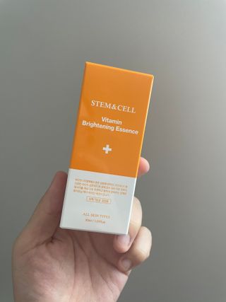 체르엠 스템앤셀 비타민 브라이트닝 에센스 30ml 1개 — 5점을 준 리뷰어가 2021년 6월 올린 사용 사진