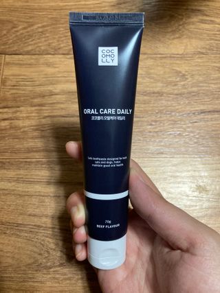 코코몰리 오랄케어 데일리 맛있게 건강한 반려동물 안심치약 — 5점을 준 리뷰어가 2021년 3월 올린 사용 사진