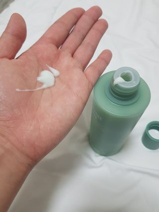[팜스테이] 티트리 바이옴 카밍 에멀전 — 5점을 준 리뷰어가 2022년 5월 올린 사용 사진