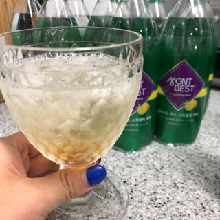 몽베스트 Montbest with Sparkling water Lemon OR Lime 20병(랜덤) — 5점을 준 리뷰어가 2022년 8월 올린 사용 사진