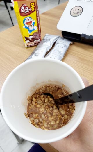 씨알푸드 유기농 쌀 시리얼 390g + 갓 구운 유기농 발아통곡물 150g — 4.5점을 준 리뷰어가 2022년 1월 올린 사용 사진
