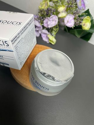 산수시 아쿠아 베네핏 24h 수부지 물광 속건조 수분크림 50ml — 5점을 준 리뷰어가 2021년 7월 올린 사용 사진