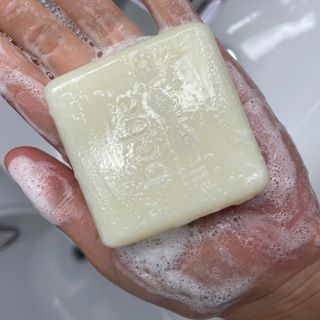 제주인디 제주 푸른바 폴리인디고 베이비 샴푸&워시 — 3점을 준 리뷰어가 2021년 12월 올린 사용 사진