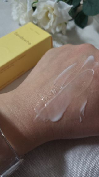 산다화 비타민C 화이트닝 크림 — 5점을 준 리뷰어가 2023년 4월 올린 사용 사진