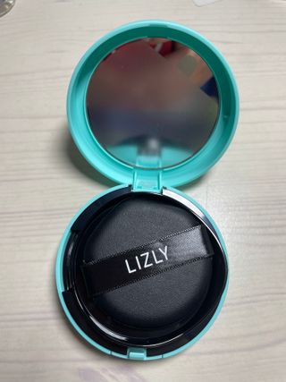 리즐리 씨슬릭 톤업 쿨링 쿠션 15g — 4점을 준 리뷰어가 2021년 8월 올린 사용 사진