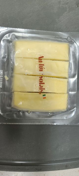 앙투어솔레 아일랜드 구워먹는 치즈 100 자연 치즈 와인안주 300g(100g x 3팩) — 5점을 준 리뷰어가 2022년 8월 올린 사용 사진