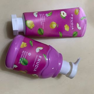 [후르디아] 과즙 뿜뿜_모과 바디워시+바디에센스 세트 — 5점을 준 리뷰어가 2021년 2월 올린 사용 사진