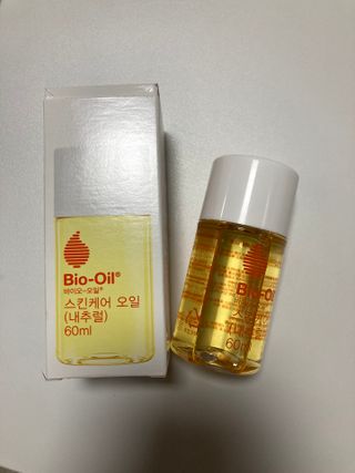 바이오오일 [바이오-오일] 스킨케어 오일 내추럴 60ml — 4.5점을 준 리뷰어가 2021년 11월 올린 사용 사진