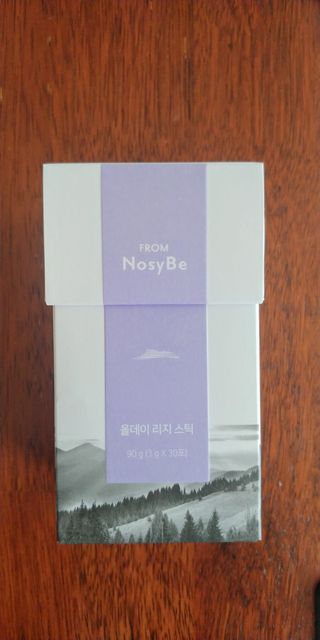 프롬노시베_이너뷰티 올데이 리지 스틱 — 5점을 준 리뷰어가 2021년 3월 올린 사용 사진
