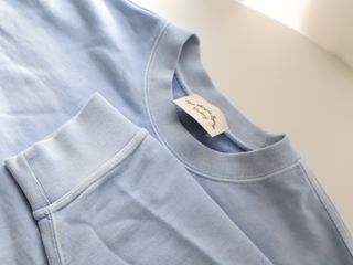 MAPLESYRUPFACTORY 메이플 피그먼트 맨투맨 8.COL — 5점을 준 리뷰어가 2022년 12월 올린 사용 사진