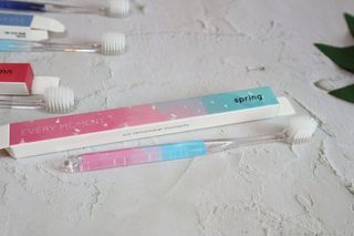 에브리모먼트 에브리 모먼트 칫솔 Every moment toothbrush — 5점을 준 리뷰어가 2022년 2월 올린 사용 사진