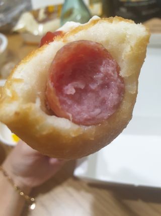 오마뎅 한우핫도그 — 4점을 준 리뷰어가 2021년 5월 올린 사용 사진