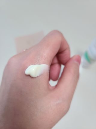 mom e 맘이 내추럴 베이비 케어 크림+바디오일 — 4점을 준 리뷰어가 2021년 1월 올린 사용 사진