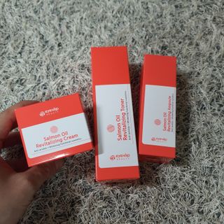 아이앤립 / EYENLIP 아이앤립 연어오일 리바이탈라이징 토너+앰플+크림 3종 세트 — 5점을 준 리뷰어가 2021년 5월 올린 사용 사진