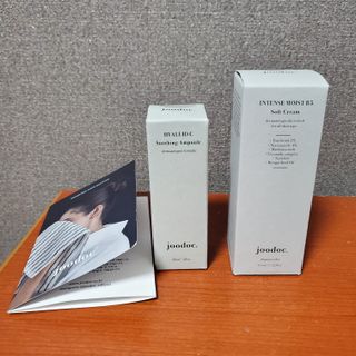 주닥 미백+모공+보습+탄력을 한번에 해결. 올인원 앰플+크림 세트 — 5점을 준 리뷰어가 2022년 2월 올린 사용 사진