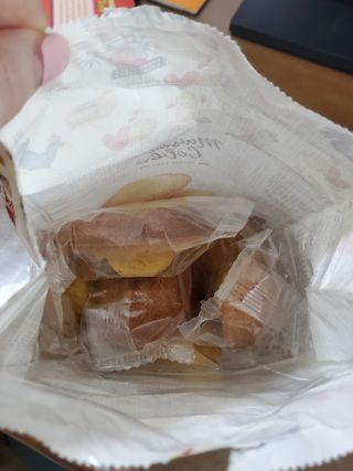 [메종콜리브리] 프랑스 마들렌 메종콜리브리 플레인 마들렌 2팩 — 5점을 준 리뷰어가 2022년 3월 올린 사용 사진
