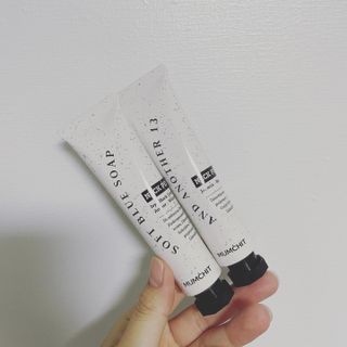 멈칫(MUMCHIT) 넥퍼퓸 NECKPERFUME 2가지 향 — 5점을 준 리뷰어가 2021년 11월 올린 사용 사진