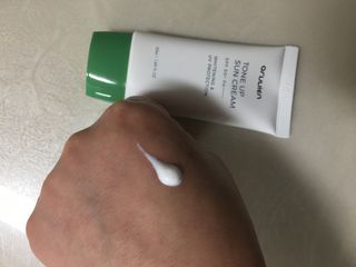 아르비엔 순한성분 비건 무기자차 톤업선크림 — 5점을 준 리뷰어가 2021년 1월 올린 사용 사진