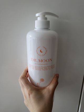 프리[닥터문] 유산균 락토케어 질경초 여성청결제 1000ml (젤타입) — 5점을 준 리뷰어가 2022년 9월 올린 사용 사진