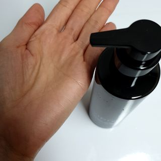 비프리코스메틱 비포에프터 클렌징오일 200ml — 3.5점을 준 리뷰어가 2023년 1월 올린 사용 사진