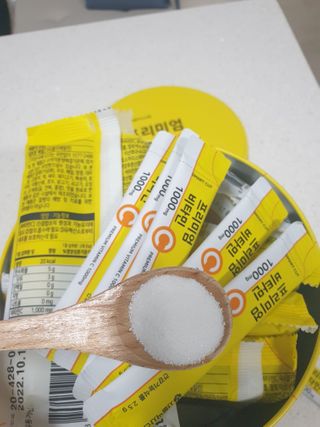 서울약사신협 프리미엄비타민C1000_2.5G x 100포 — 5점을 준 리뷰어가 2021년 1월 올린 사용 사진