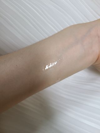 브에노 파리퀸 윌 페이스 오일 — 5점을 준 리뷰어가 2021년 7월 올린 사용 사진