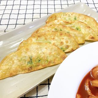 [푸딩팩토리] 즉석누들떡볶이 540g + 대구전통 납작만두 260g — 5점을 준 리뷰어가 2022년 12월 올린 사용 사진