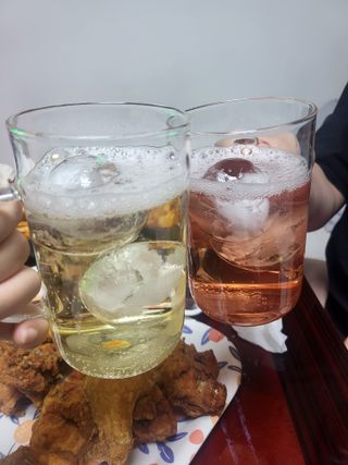 더그레잇티 콤부차 [매일유업] 더그레잇티 44kcal 콤부차 300ml *12개입 (오리지널 6개+베리리치 6개) — 5점을 준 리뷰어가 2023년 7월 올린 사용 사진