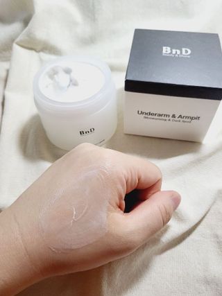 비엔디 프리용[한/영]BnD 바디 미백 겨드랑이 크림 — 5점을 준 리뷰어가 2024년 10월 올린 사용 사진