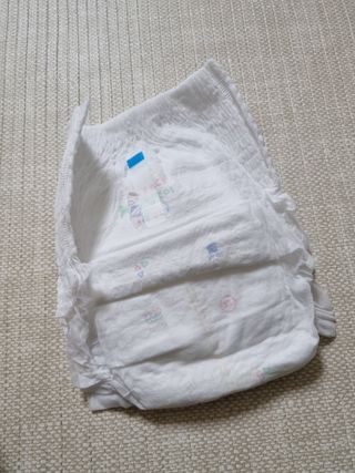 쿠잉 에어드라이  풀커버 팬티기저귀 (L/XL/XXL/XXXL) 1팩 — 5점을 준 리뷰어가 2022년 12월 올린 사용 사진