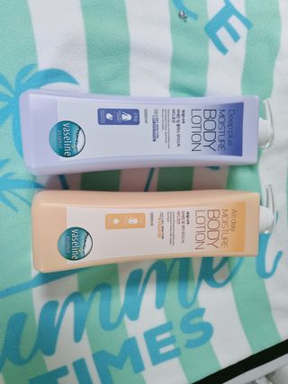 [과일나라] 바세린 모이스처 바디로션 1000ml 2종 — 5점을 준 리뷰어가 2021년 10월 올린 사용 사진