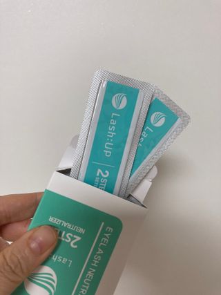 피비에스코리아 [오마이셀프] 셀프 속눈썹펌 키트 뷰러펌 파마 세트 — 5점을 준 리뷰어가 2021년 11월 올린 사용 사진