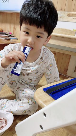 키즈텐플러스 연세 키즈텐 플러스 1개월 — 5점을 준 리뷰어가 2021년 4월 올린 사용 사진