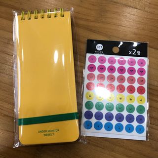 리훈 언더모니터 위클리 플래너 + 다정한 스티커 8mm 원형 칼라 얼굴 표정 1장 — 5점을 준 리뷰어가 2022년 3월 올린 사용 사진