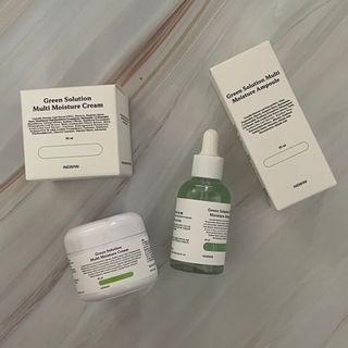 [녹산] 그린 솔루션 멀티 수분 앰플 + 그린 솔루션 멀티 수분크림 — 5점을 준 리뷰어가 2022년 10월 올린 사용 사진