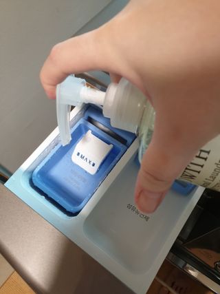 고위드올인원 세탁세제 1000ml — 5점을 준 리뷰어가 2021년 5월 올린 사용 사진