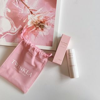 트윙클라 안티링클 샤이닝 멀티밤 — 4.5점을 준 리뷰어가 2022년 7월 올린 사용 사진