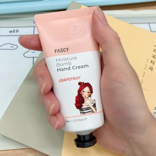 파시 FASCY 高保湿ハンドクリーム40ml+80ml セット — 5점을 준 리뷰어가 2021년 7월 올린 사용 사진