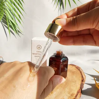 소담스퀘어 상암 솔포그 비타민 화이트닝 앰플 50ml 안티에이징 항산화 가미 잡티 트러블 세라마이드 — 5점을 준 리뷰어가 2022년 11월 올린 사용 사진